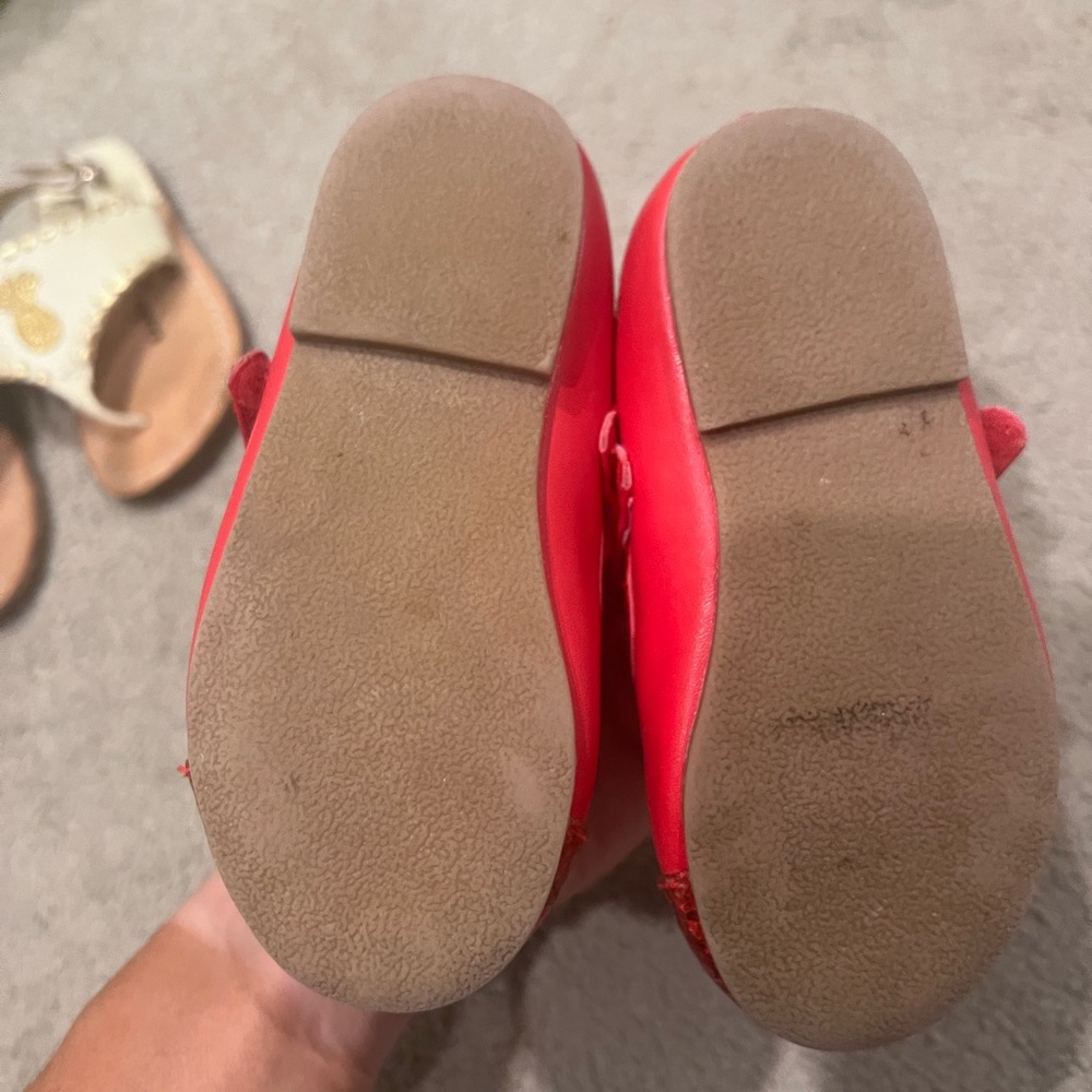 Red glitter ballet flat Gymboree Olivia the Pig Edition - Picture 4 of 6